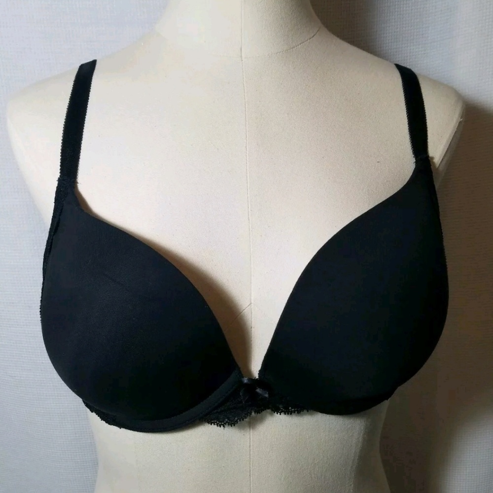 Victoria's Secret Dream Angels 36C Pushup Bra